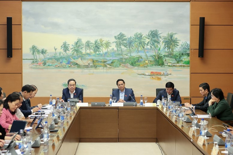 Phát triển công nghiệp nền tảng – Bước đột phá chiến lược trong Dự thảo Báo cáo Chính trị Đại hội XIV của Đảng